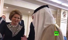 الجبير يقدم هدية ثمينة لرئيسة مجلس الاتحاد الروسي