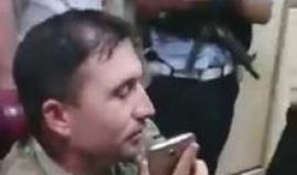 #شاهد | أحد قادة الإنقلاب وهو مكبل اليدين لدى المخابرات التركية يطلب من بقية الإنقلابين ترك أسلحتهم والإستسلام، كما فعل هو
#مع_تركيا
#الشعب_التركي_اسقط_الانقلاب