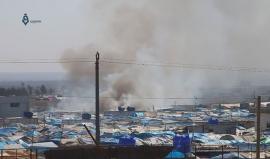 اندلاع حريق في مخيم باب السلامة للاجئين على الحدود السورية التركية