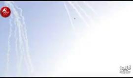 #شاهد لحظة اسقاط طائرة "كواد كابتر" شرق جباليا خلال القاءها قنابل الغاز على مخيم العودة
تصوير: أنس الشريف