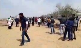 #مباشر بدء توليع اطارات السيارات شرق خانيونس ضمن فعاليات مسيرة العودة الكبرى .
#جمعة_الشباب_الثائر