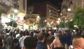 #شاهد
أجهزة السلطة تمنع الصحفيين من التغطية بالقوة وإلقاء كثيف لقنابل الغاز خلال قمع مسيرة رفع العقوبات عن غزة في رام الله.

#ارفعوا_العقوبات