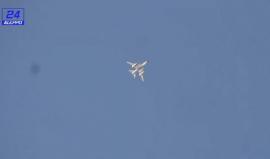 #شاهد #حلب: مواجهة مباشرة بين عدسة الكاميرا وطائرات النظام في حي الراشدين وتصدي الثوار للطيران 
تصوير: محمد شراباتي