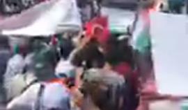 مظاهرة الأتراك والعرب 
تضامناً مع المسجد الاقصى 
مسجد بيازيد _الفاتح_إشطنبول
مع الإعلامي تيسير سليمان