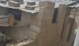 اشتباكات بين قوات السلطة و مسلحين في مخيم بلاطة بنابلس بعد ليلة من الاشتباكات أدت لوفاة عنصر أمن وإصابة مواطن بجراح خطيرة.