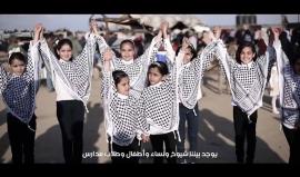 #شاهد
 للمرة الثانية.. مخيم العودة في #خانيونس يوجه رسالة باللغة العبرية لجنود الاحتلال المتمركزين شرق المخيم.