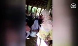 تحذير: فيديو يحتوي على مشاهد قاسية

مشاهد مروعة لمسلمي الروهينجا تُظهر بشاعة ما يمارسه جيش ميانمار بحقهم.
(الاناضول)