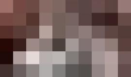 حقق انتشاراً واسعاً ..  فيديو لطفل في #غزة عن أمنيته في العيد ضاحكاً: إني ألعب على "الفزبة" معيش مصاري ألعب