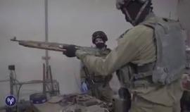 جيش الاحتلال يعلن أنه نفذ عملية واسعة في مدينتي بيت لحم والخليل أسفرت عن ضبط 22 مخرطة لتصنيع الأسلحة وعشرات البنادق والرشاشات والمسدسات. على حد زعمه