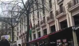 #مباشر مظاهرة في العاصمة الفرنسية باريس بذكرى #يوم_الأرض الفلسطيني ورفضا للاعتداء الإسرائيلي على #مسيرة_العودة_الكبرى في غزة بالأمس