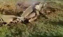 بقايا صاروخ أطلقه حوثيون وأسقطته الدفاعات السعودية صباح اليوم