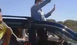 #شاهد | لحظة وصول الأسير المحرر مالك القاضي لبلدة العبيدة في بيت لحم عقب خروجه من المشفى اليوم