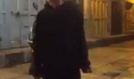 شاهد طفلان ينشدان للأقصى