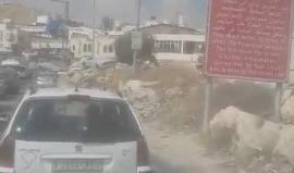 قوات الاحتلال تغلق الطريق الالتفافي شرق وجنوب الخليل .