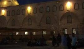 اجواء اول ايام عيد من ساحات المسجد الاقصى الان .

تصوير : Salh Zighari