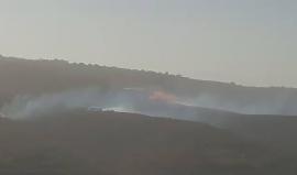 #شاهد .. طائرات الاحتلال لا زالت تعمل على إخماد الحرائق خوفا من انتشارها إلى مستوطنة " يتسهار " جنوب نابلس