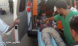 #شاهد | مصاب يصل الى مستشفى الأقصى ويرفع إشارة النصر ويردد راجع راجع .