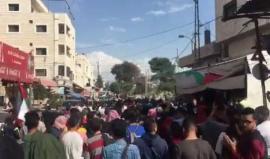 #شاهد 
مسيرة يوم الأرض في نهاية يوم العمل التطوعي في بلدة نعلين غربي رام الله