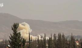 طائرات النظام السوري تقصف مزارع الديرخبية بالبراميل المتفجرة في ريف #دمشق