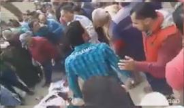 فيديو من المكان .. 

15 قتيلا وعشرات الجرحى جراء انفجار استهدف كنيسة ماري جرجس في طنطا