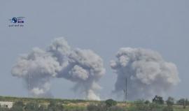 سوريا: غارات جوية بالصواريخ المظلية على مدينة اللطامنة شمالي حماة