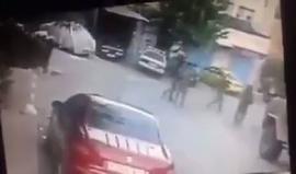 #شاهد 
قوات الاحتلال تعتقل الشاب مصطفى حسنات من مخيم الدهيشة شمالي بيت لحم .