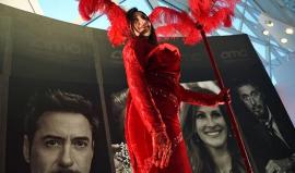 #شاهد افتتاح أول صالة سينما في السعودية اليوم بالرياض والإعلام العبري يحتفي ويعلق "انتهت سنوات الرجعية والسعودية في الاتجاه الصحيح" . 
#السينما_السعودية