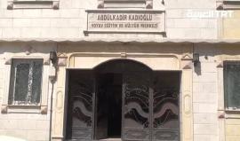 #شاهد
المسنة التركية "شينار جيلكان أوغلو" "83 عاما" تتعلم قراءة #القرآن_الكريم في درس تشرف عليه دائرة الإفتاء بمدينة كليس