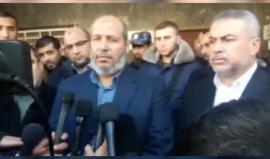 القيادي في حركة حماس د. خليل الحية يتحدث عن الوضع الصحي للقيادي عماد العلمي الذي أصيب برأسه خلال تفقده سلاحه الشخصي