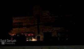 #شاهد لحظة تصدي الشبان وإلقاء مولوتوف على جيبات الاحتلال التي اقتحمت بيت فجار في بيت لحم فجر اليوم