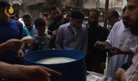 تقاليد وموائد الحلبيين عامرة حتى آخر يوم من رمضان
(مؤسسة البراق الإعلامية)