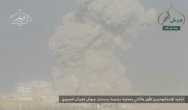 #شاهد| لحظة استهداف تجمعات قوات النظام السوري بسيارتين مفخختين بمدرسة الحكمة غرب #حلب اليوم 
#معركة_حلب_الكبرى 
#جيش_الفتح