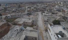 تصوير جوي يظهر الدمار الذي خلفه قصف الطائرات الحربية على مدينة #عندان بريف #حلب الشمالي