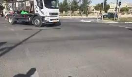 فيديو من مكان العملية الفدائية بالقدس المحتلة والتي اسفرت حتى اللحظة عن مصرع 4 جنود اسرائيليين وإصابة نحو 15 آخرين