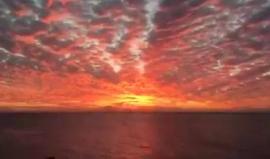 #شاهد بتقنية تايم لابس 
غروب مساء اليوم
تصوير يحيى حلس