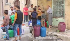 أزمة خانقة في تأمين مياه الشرب في أحياء حلب المحاصرة
تصوير: مصطفى الساروت