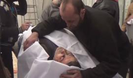 شهداء وجرحى اثر قصف مكثف لقوات النظام السوري على مدينة عربين شرق دمشق قبل قليل .