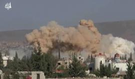 #شاهد| أربع طائرات مروحية تلقي خلال دقائق ثمانية حاويات متفجرة على مخيم خان الشيح بريف دمشق