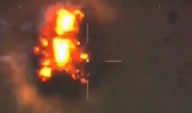 الجيش المصري ينشر مشاهد لاستهداف مركبات ومواقع قال إنها تتبع لولاية سيناء