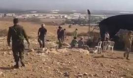 #شاهد مستوطنون ينصبون خيامًا في الأغوار بحماية من قوات الاحتلال