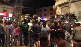 #شاهد
 استقبال الأسير المحرر فؤاد غوشة بمخيم الأمعري في رام الله وسط اطلاق نار كثيف بعد قضائه 6 سنوات في سجون الاحتلال.