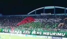 #فيديو تشكيل علم فلسطين خلال مباراة في الدوري الأندونيسي السبت الماضي