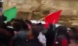 استمع الى الهتافات التي تعالت خلال تشييع جثمان الشهيد أحمد الريماوي الذي ارتقى فجر اليوم برصاص الاحتلال في بلدة بيت ريما شمال غرب رام الله