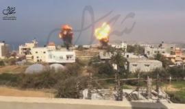 لحظة استهداف طيران الاحتلال لموقع الشهداء التابع لكتائب القسام في النصيرات وسط قطاع غزة