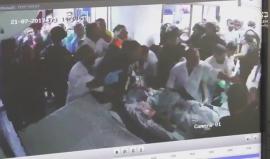 #شاهد لحظة اقتحام قوات الاحتلال لمستشفى المقاصد بتاريخ ٢١ تموز بحثا عن مصباين خلال الموجهات مع قوات الاحتلال بالقدس المحتلة