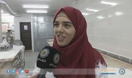 #شاهد | فتيات يبدعن بصناعة الحلويات النابلسية لتكون بذلك مخرجاً لهن من أزمة البطالة
تقرير: سامر خويرة