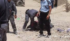 طرحوهن أرضاً وضربوهن.. #شاهد الجريمة التي ارتكبها جنود الاحتلال بحق النساء في تجمع "الخان الأحمر" شرقي القدس
تصوير: هادي صبارنة