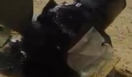 #فيديو العثور على شظايا صواريخ سقطت في منطقة خالية بالجيزة في الاردن