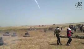 #فيديو الاحتلال يعتدي على المشاركين في مسيرة العودة شرق خانيونس بقنابل الغاز