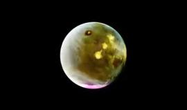 #شاهد المسبار الفضائي التابع لناسا تلتقط صور أشعة فوق البنفسجية خلابة للكوكب الأحمر